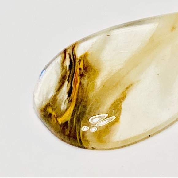 Fleeting Flames:  VOLCANO QUARTZ Pendant Necklace - Picture 9 of 12